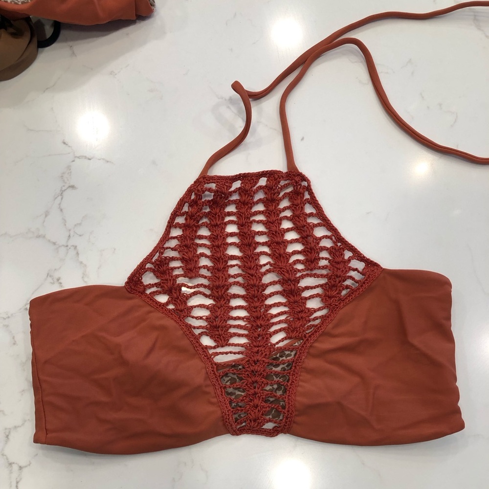 Acacia Panama Top size Medium